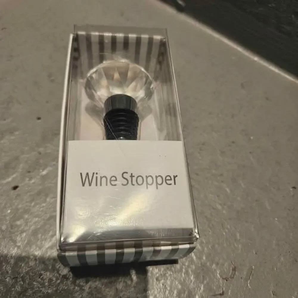 Crystal Diamond Wine Stopper